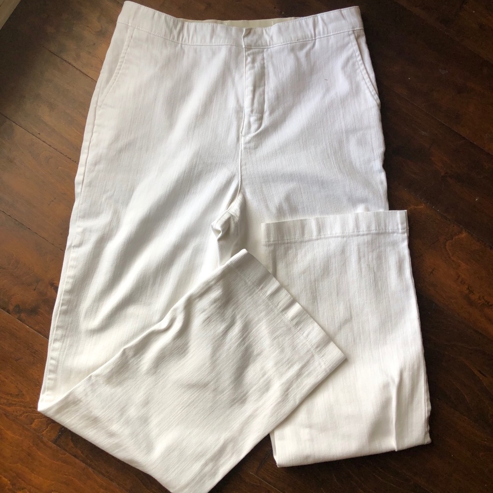 Wide Leg D & Co White Jeans
